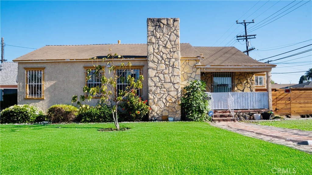 Property Photo:  658 W 120th Street  CA 90044 