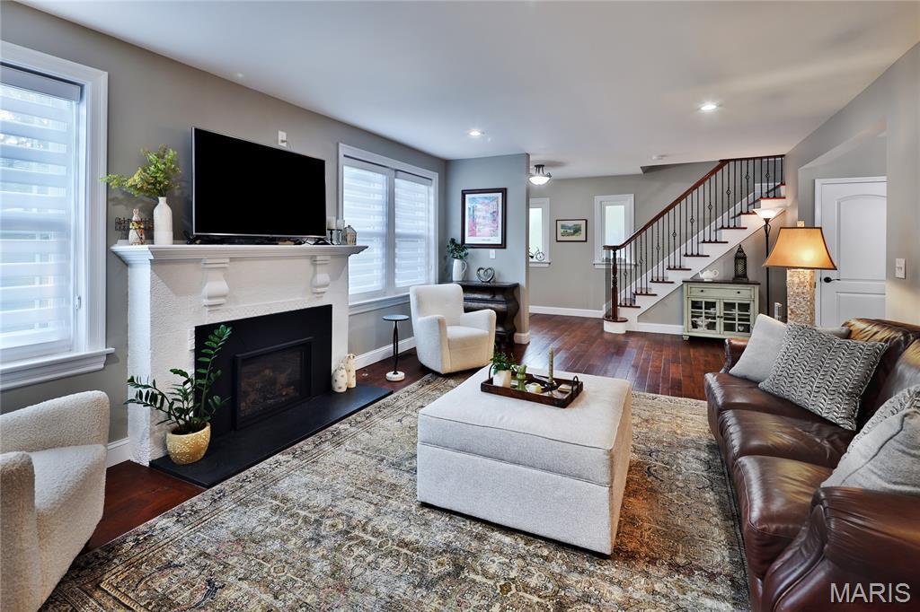 Property Photo: 728 Yale Avenue MO 63130