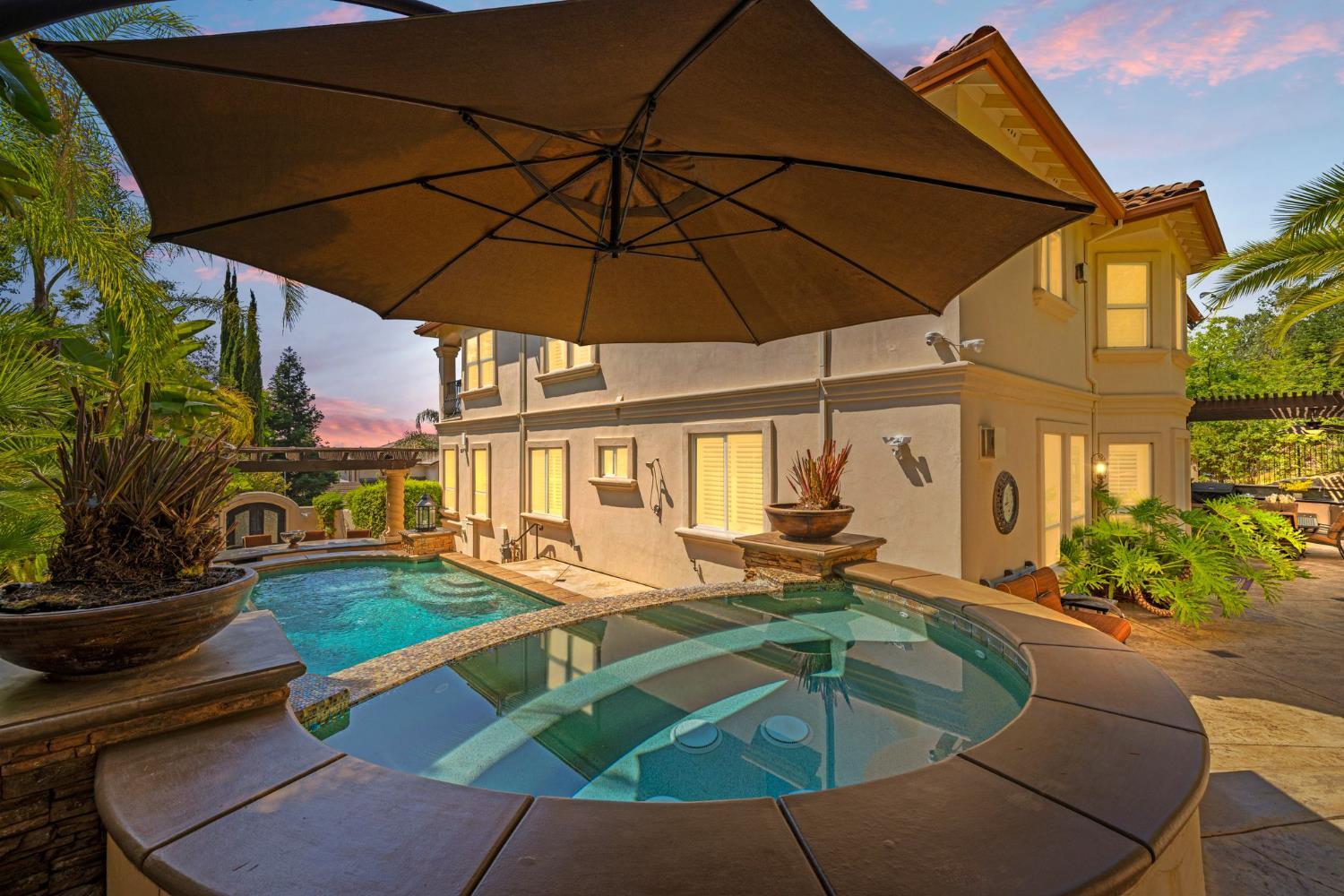 Property Photo: 318 Canyon Falls Drive CA 95630