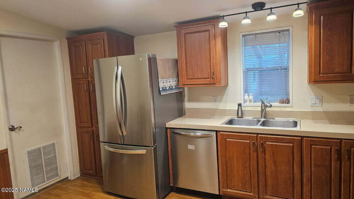 Property Photo:  1301 S Burlington Street  AZ 86001 