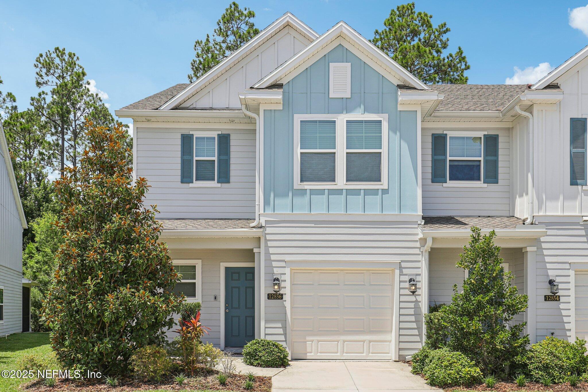 Property Photo: 12856 Josslyn Lane FL 32246