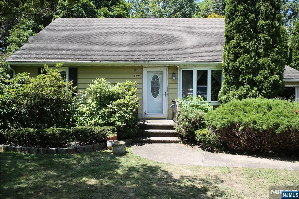 Property Photo:  509 Ramapo Valley Road  NJ 07436 
