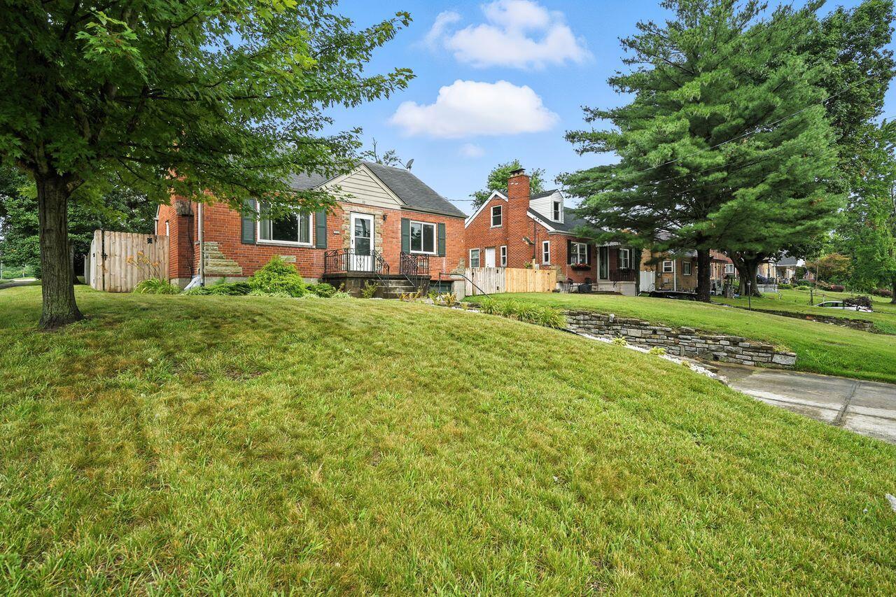 Property Photo:  33 Locust  KY 41042 