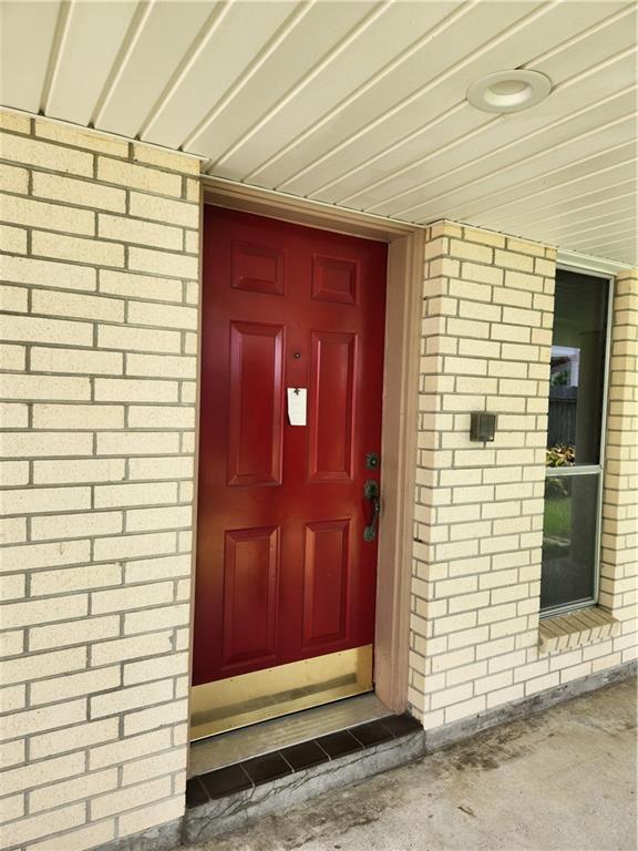 Property Photo: 121 Ridgeway Drive LA 70001