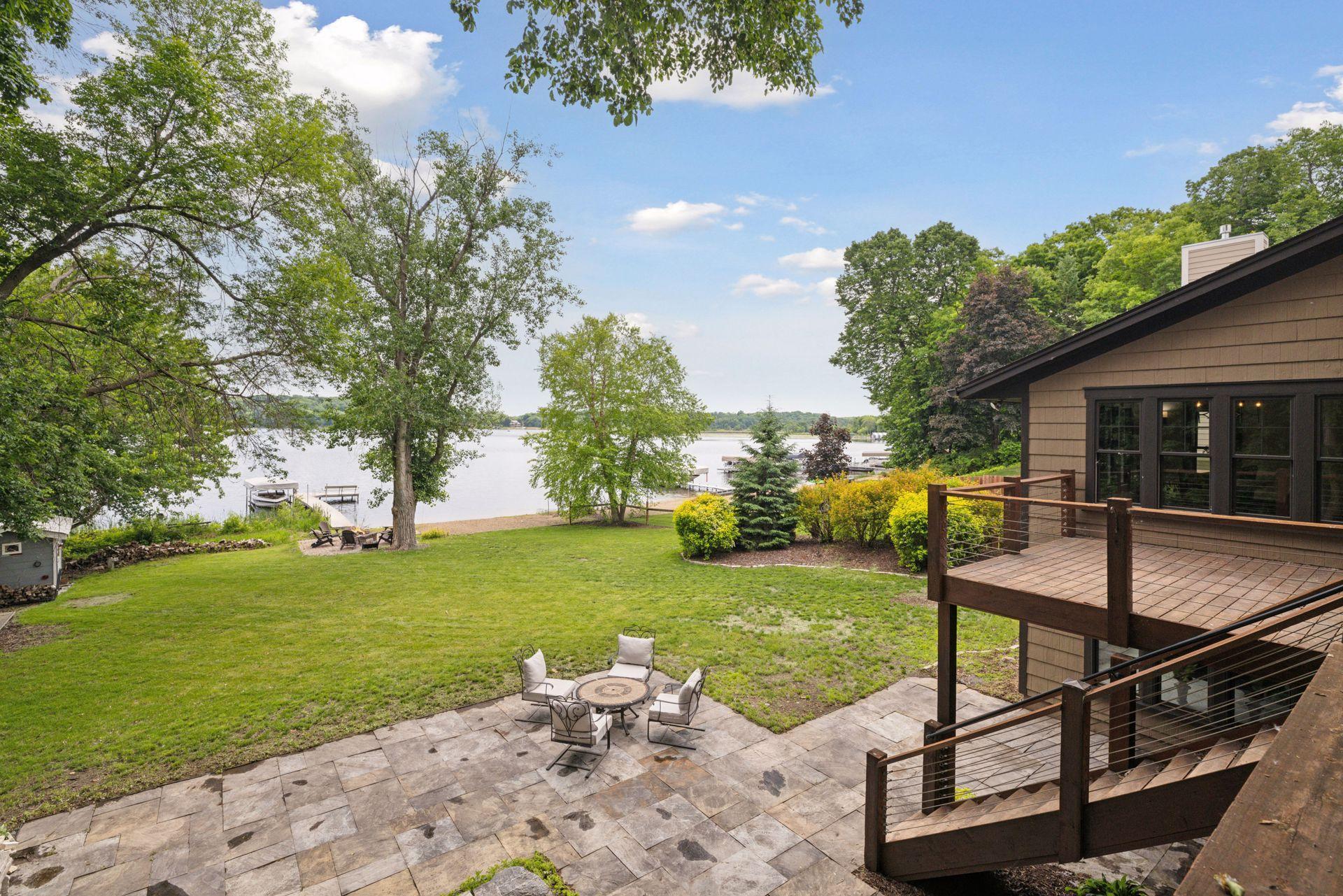 Property Photo: 3920 Hawthorne Circle MN 55331