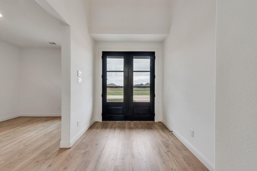 Property Photo:  7631 Lanier Lane  TX 75054 