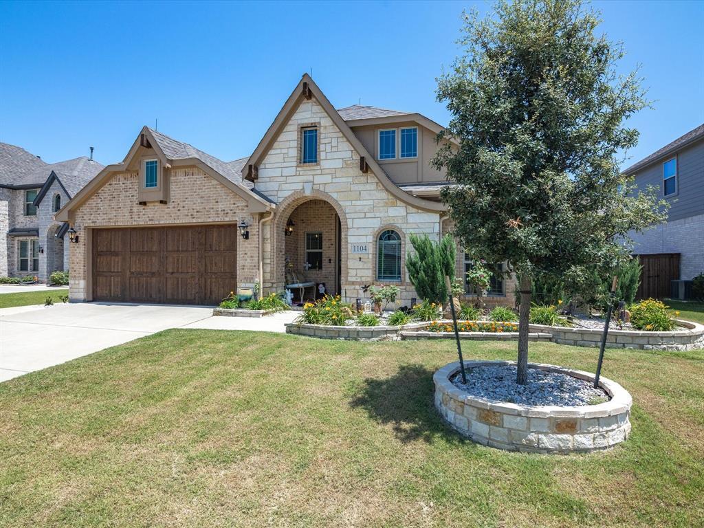 Property Photo: 1104 Canterbury Lane TX 75126