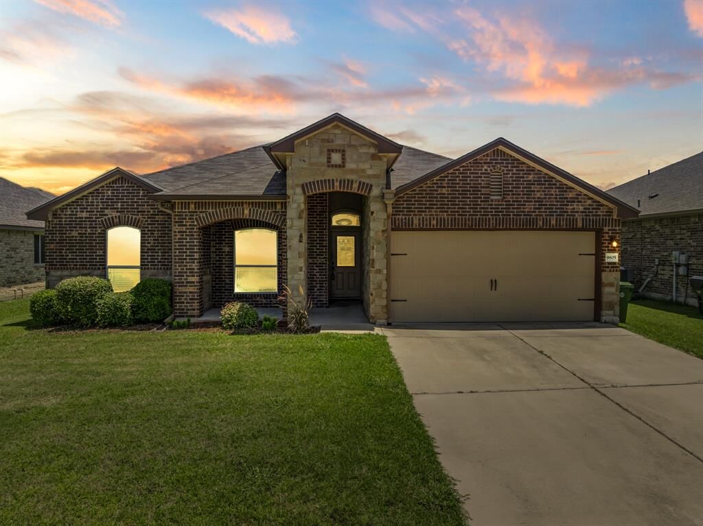 Property Photo: 9805 Shallow Creek Drive TX 76708