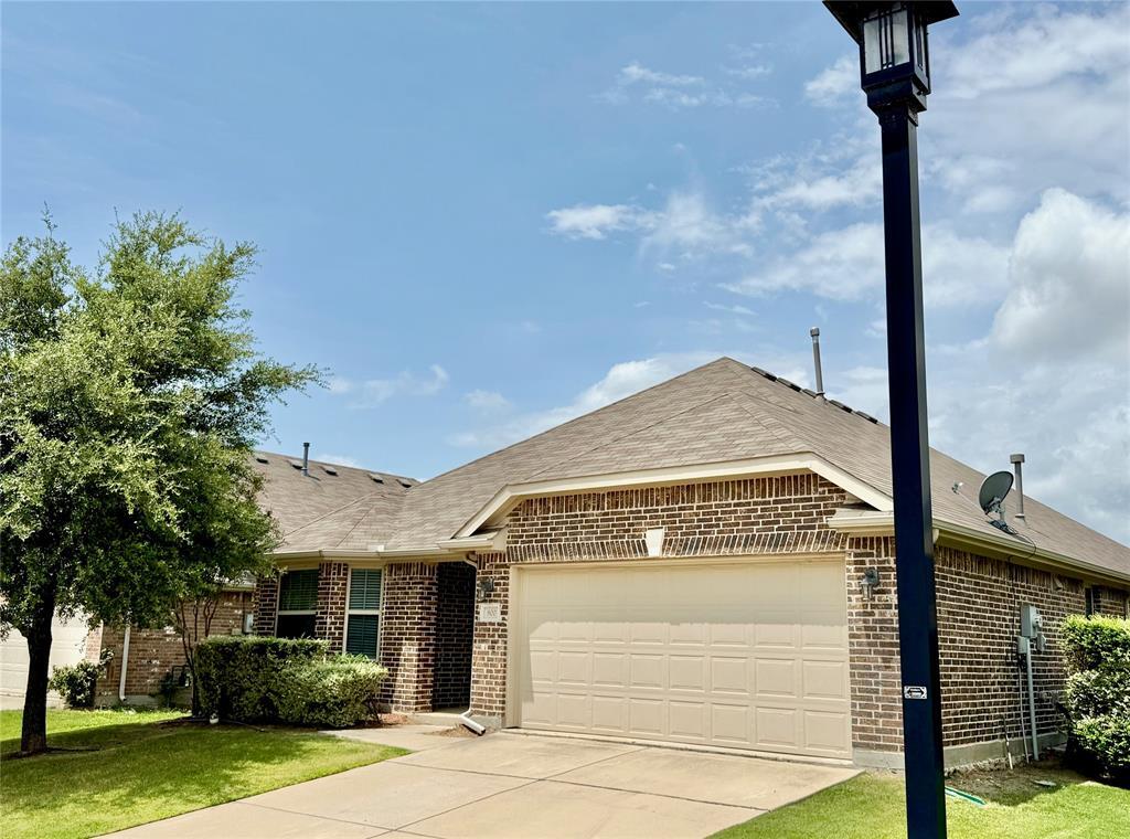 Property Photo:  800 Silvermoon Drive  TX 75068 