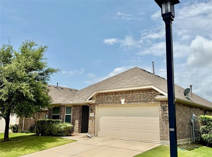 Property Photo:  800 Silvermoon Drive  TX 75068 