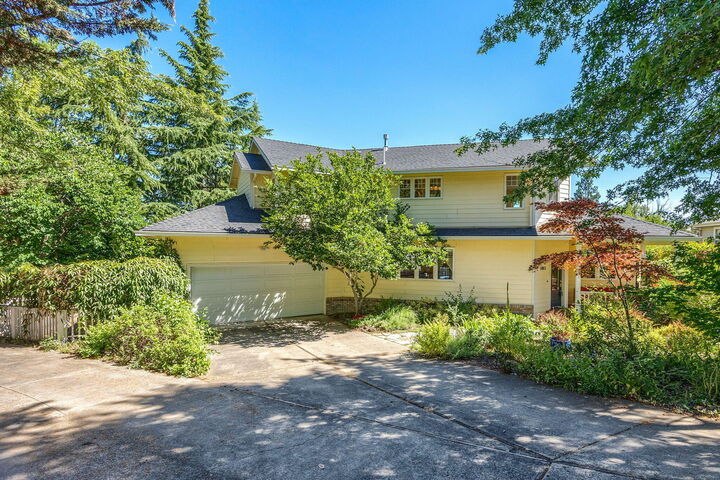 1011 Canyon Park Drive  Ashland OR 97520 photo