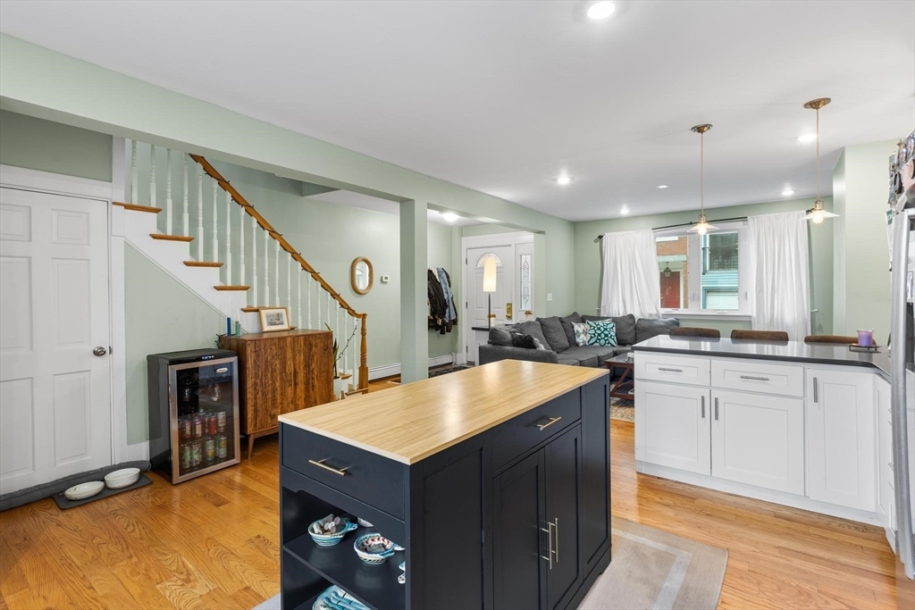 Property Photo: 4 Essex St Sf MA 02129