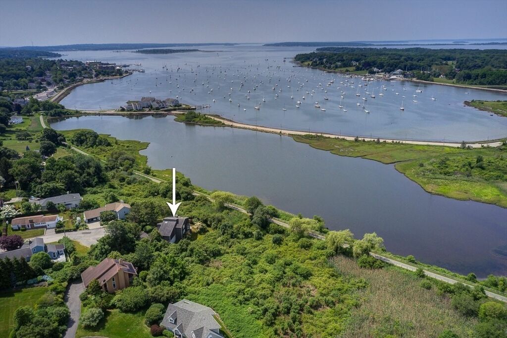 Property Photo:  25 Fort Hill Rd  RI 02809 