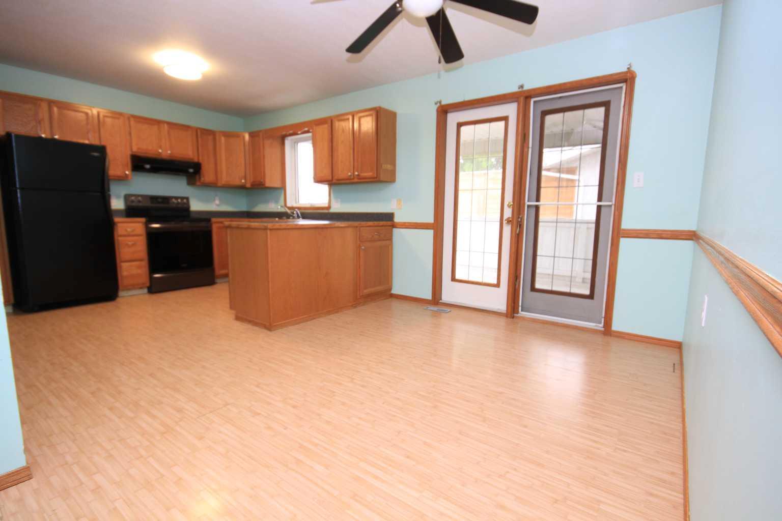 Property Photo: 5410 39 Avenue AB T1G 1B9