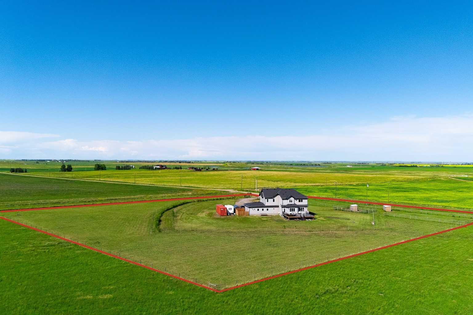Property Photo: 263119 Range Road 281 AB T4A 1J6