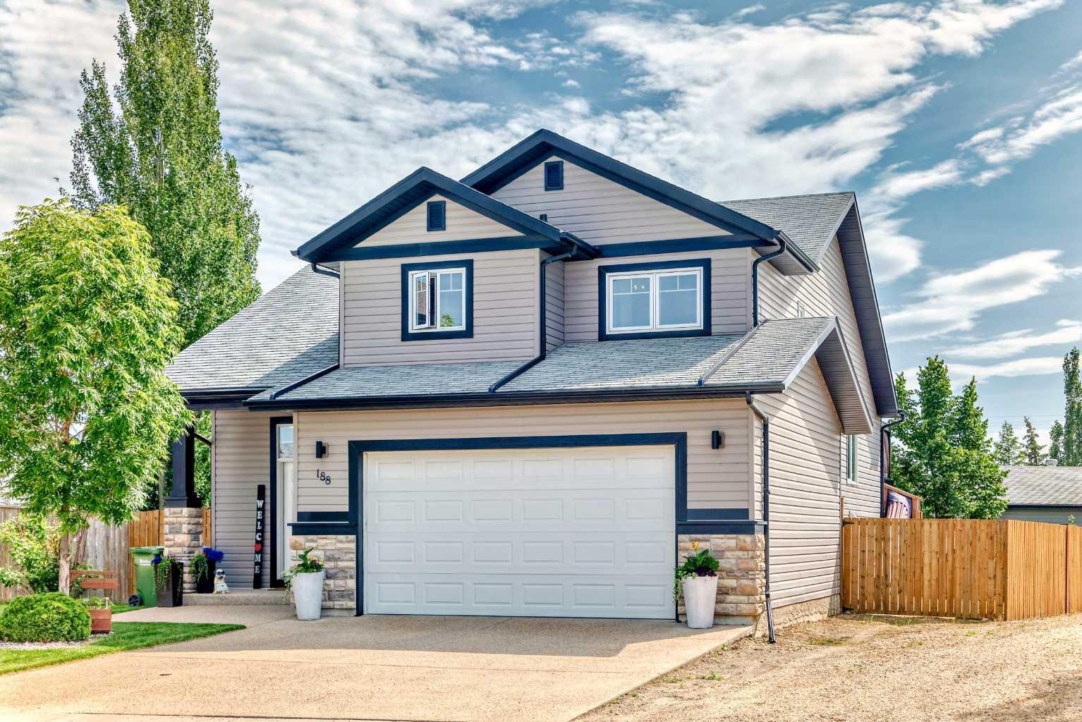188 Vanson Close  Red Deer AB T4R 0G7 photo