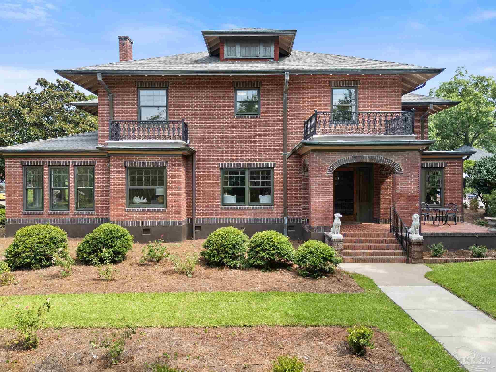 312 W Gonzalez St  Pensacola FL 32501 photo