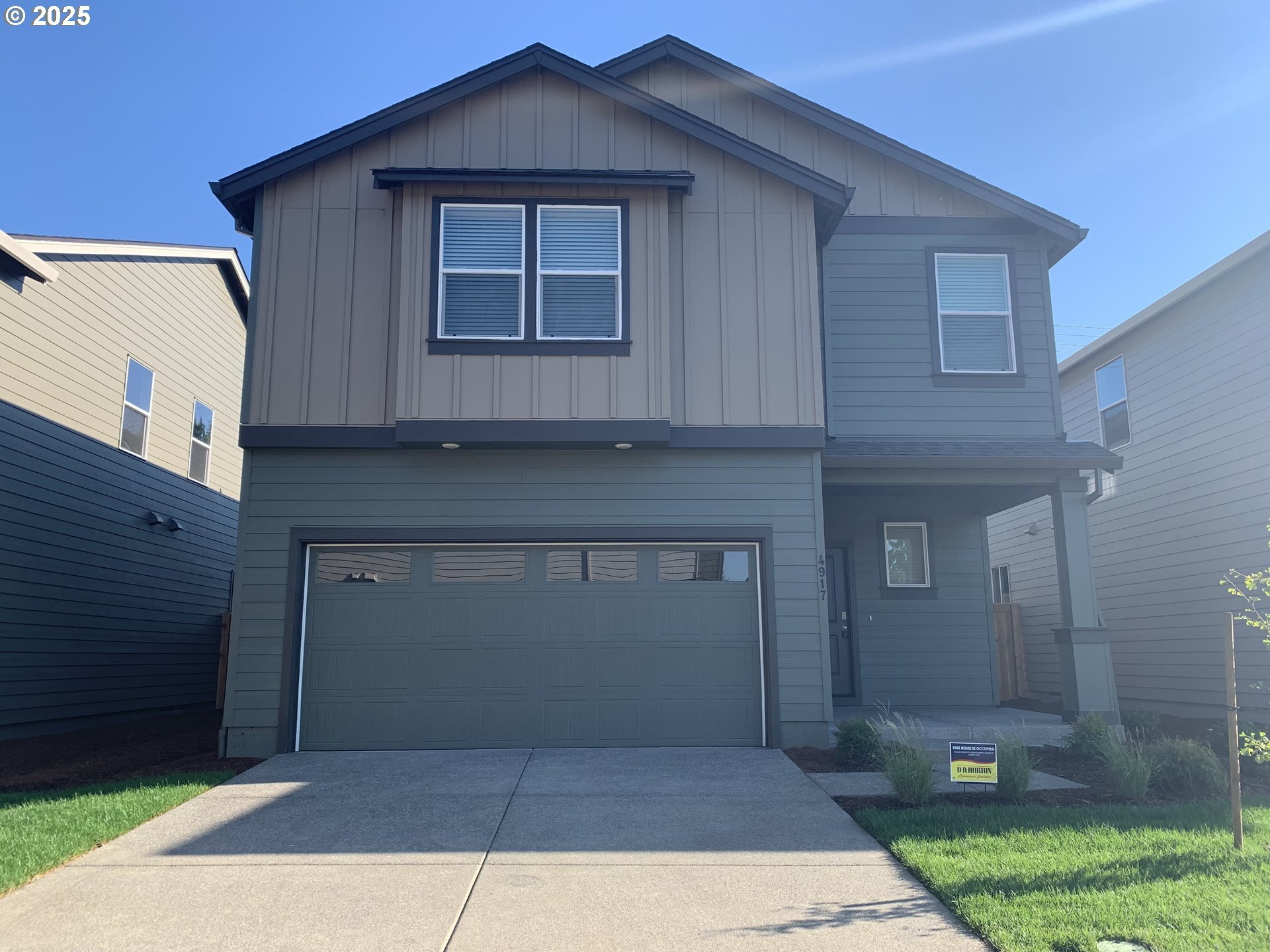 Property Photo:  4917 NE 24th Ave  WA 98663 