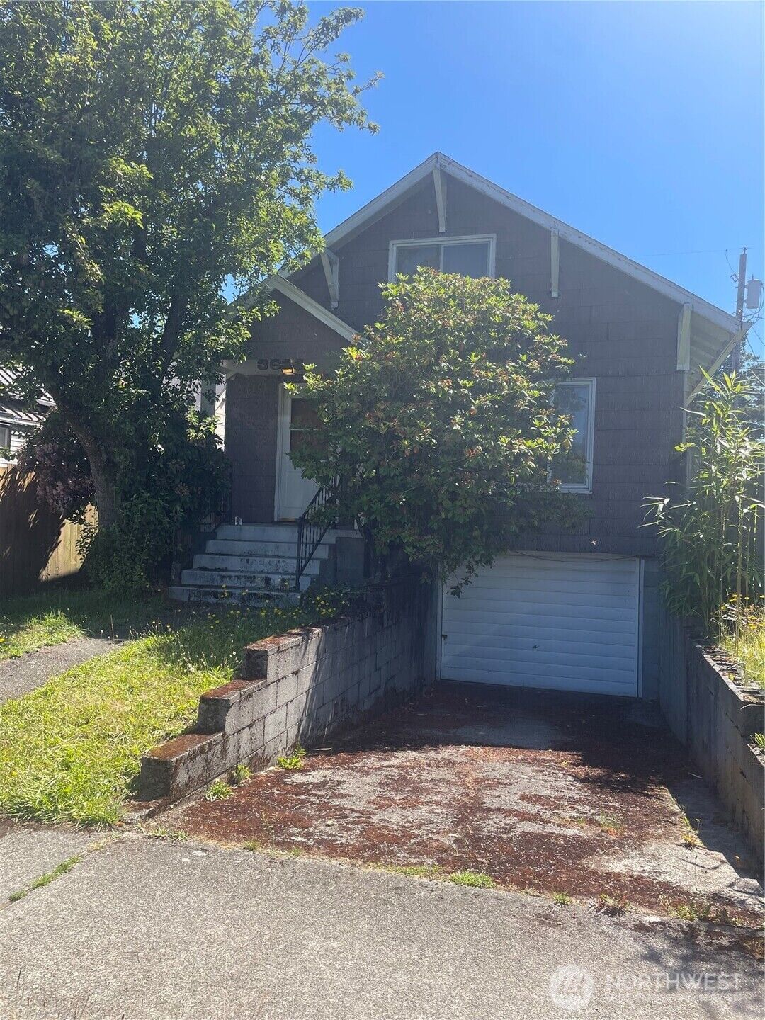 Property Photo:  3611 E K Street  WA 98404 