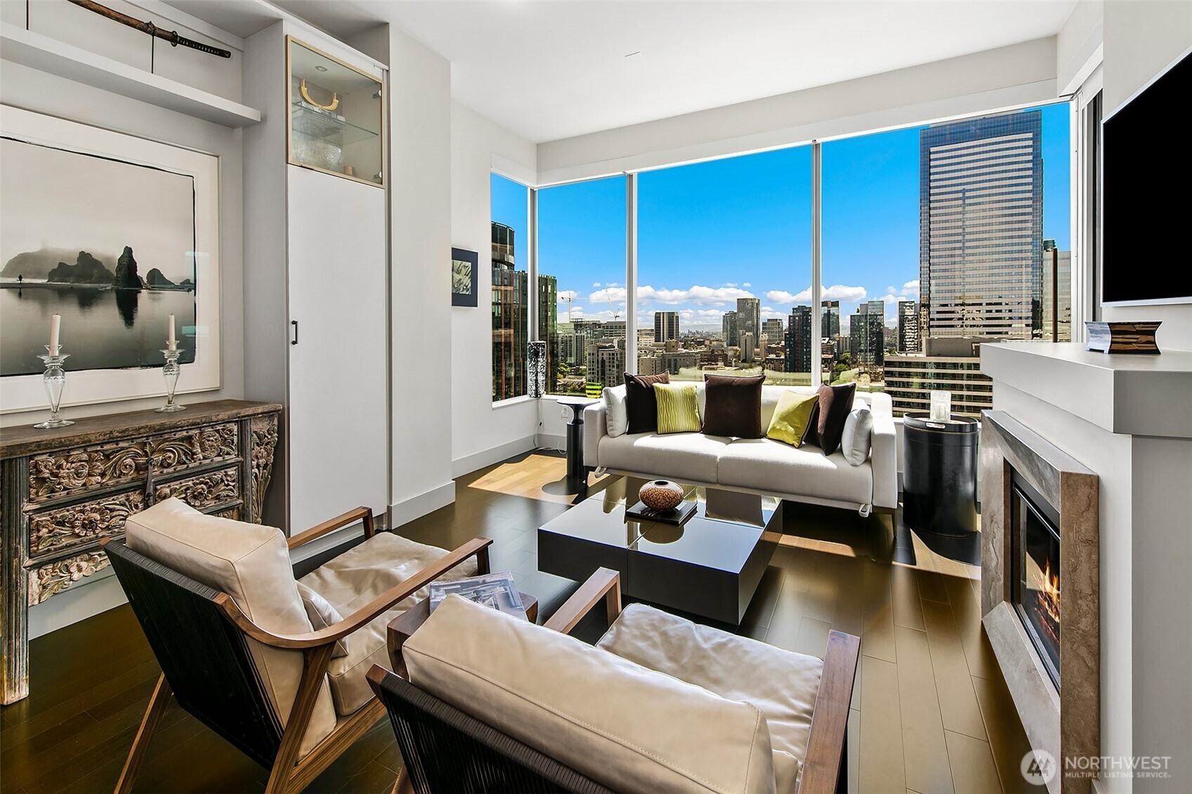 Property Photo: 737 Olive Way 3606 WA 98101