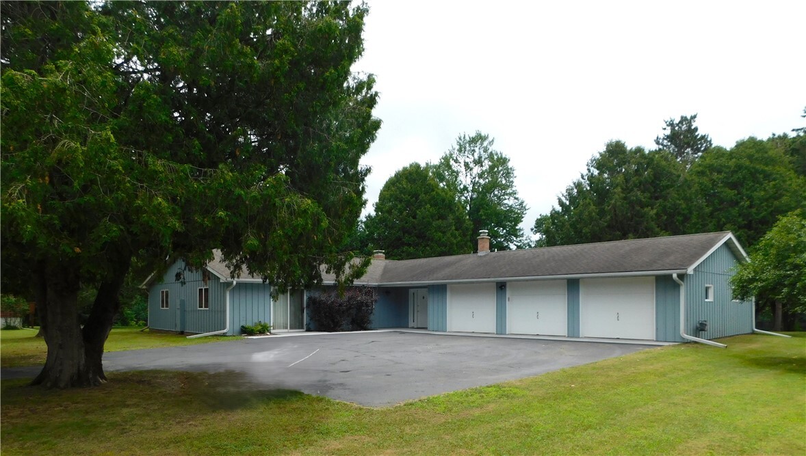 708 Phillips Avenue E  Ladysmith WI 54848 photo