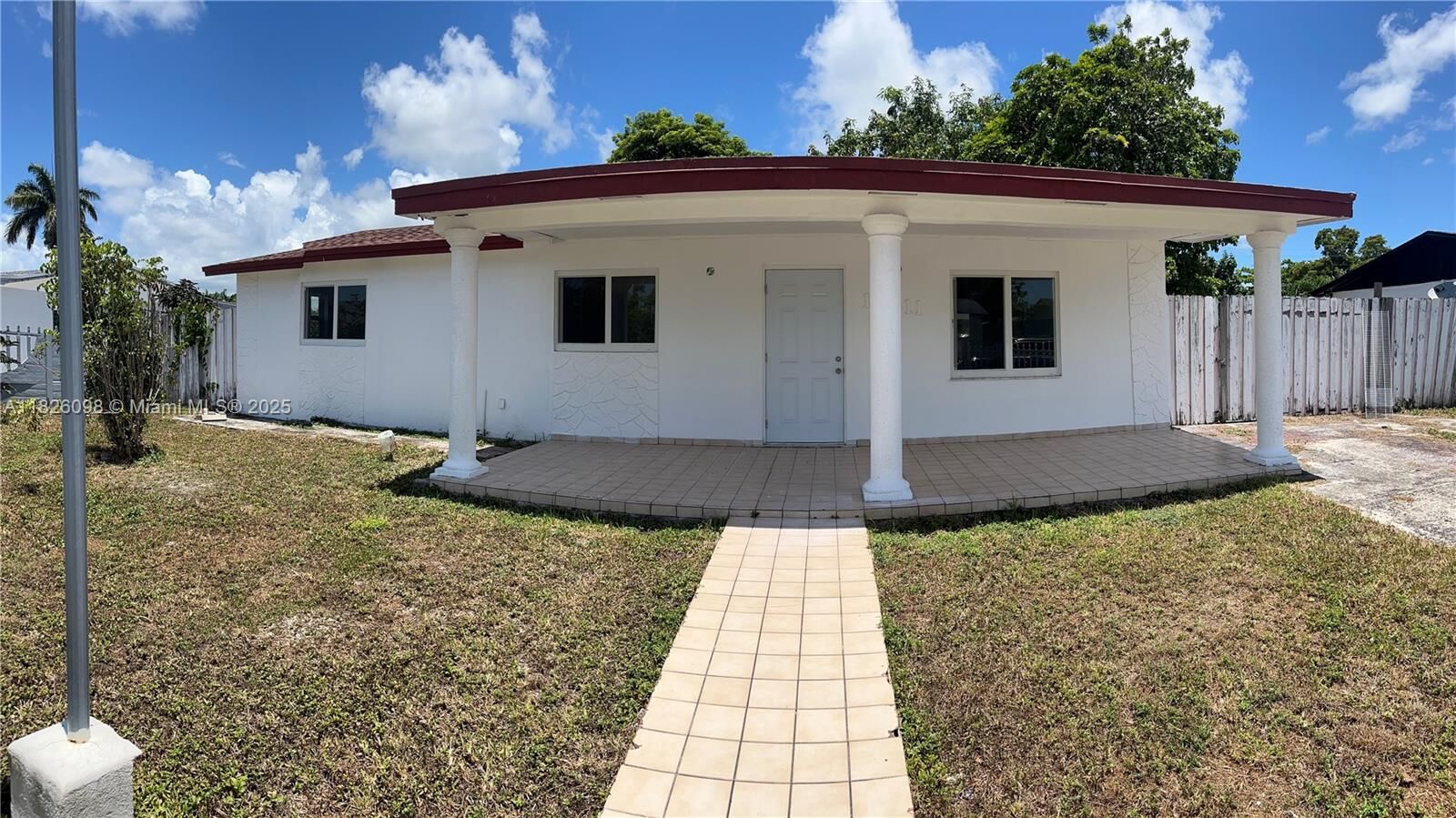 Property Photo: 15311 SW 305th St FL 33033