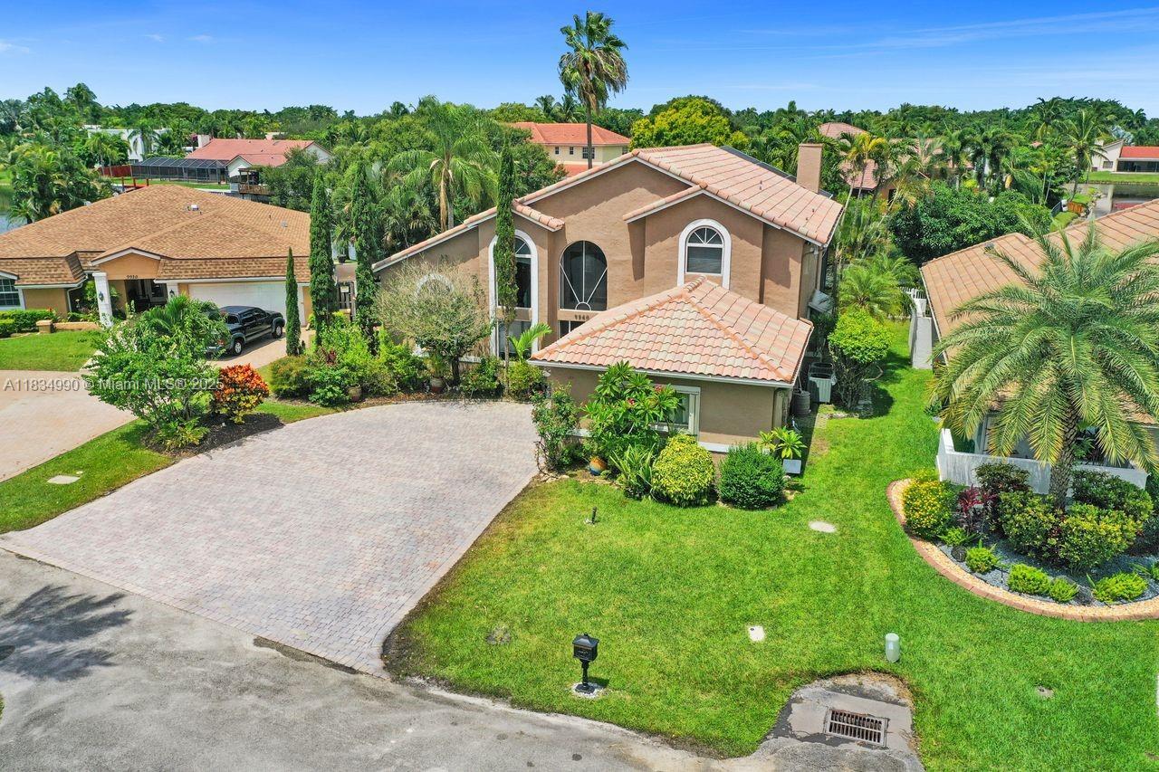 Property Photo: 9940 SW 4th St FL 33324