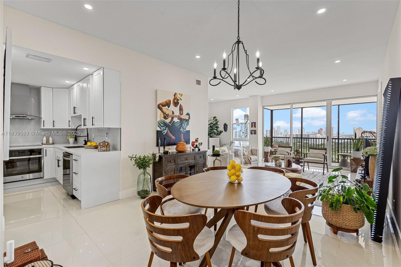 Property Photo: 20379 W Country Club Dr Ph38 FL 33180