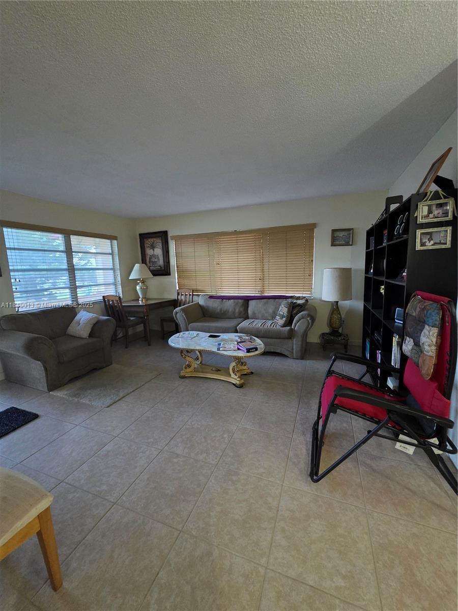 Property Photo: 135 NE 202nd Ter N25 FL 33179
