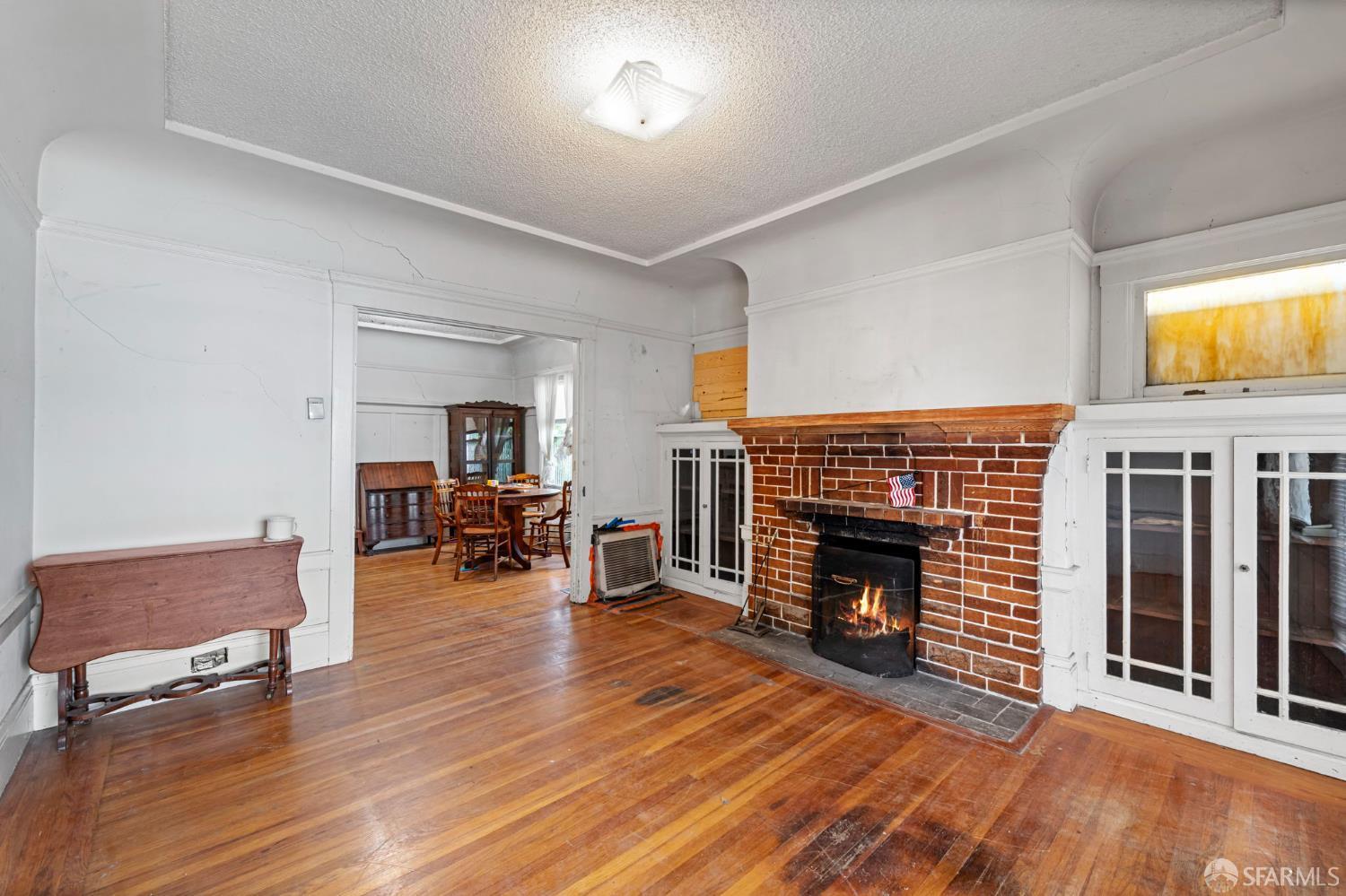 Property Photo: 715 Prague Street CA 94112