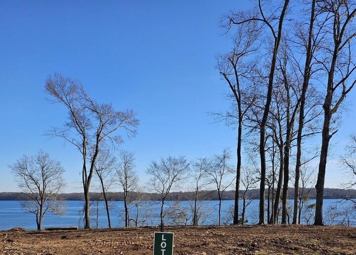 Property Photo: 384 Highland Cove AL 35630 - FLORENCE