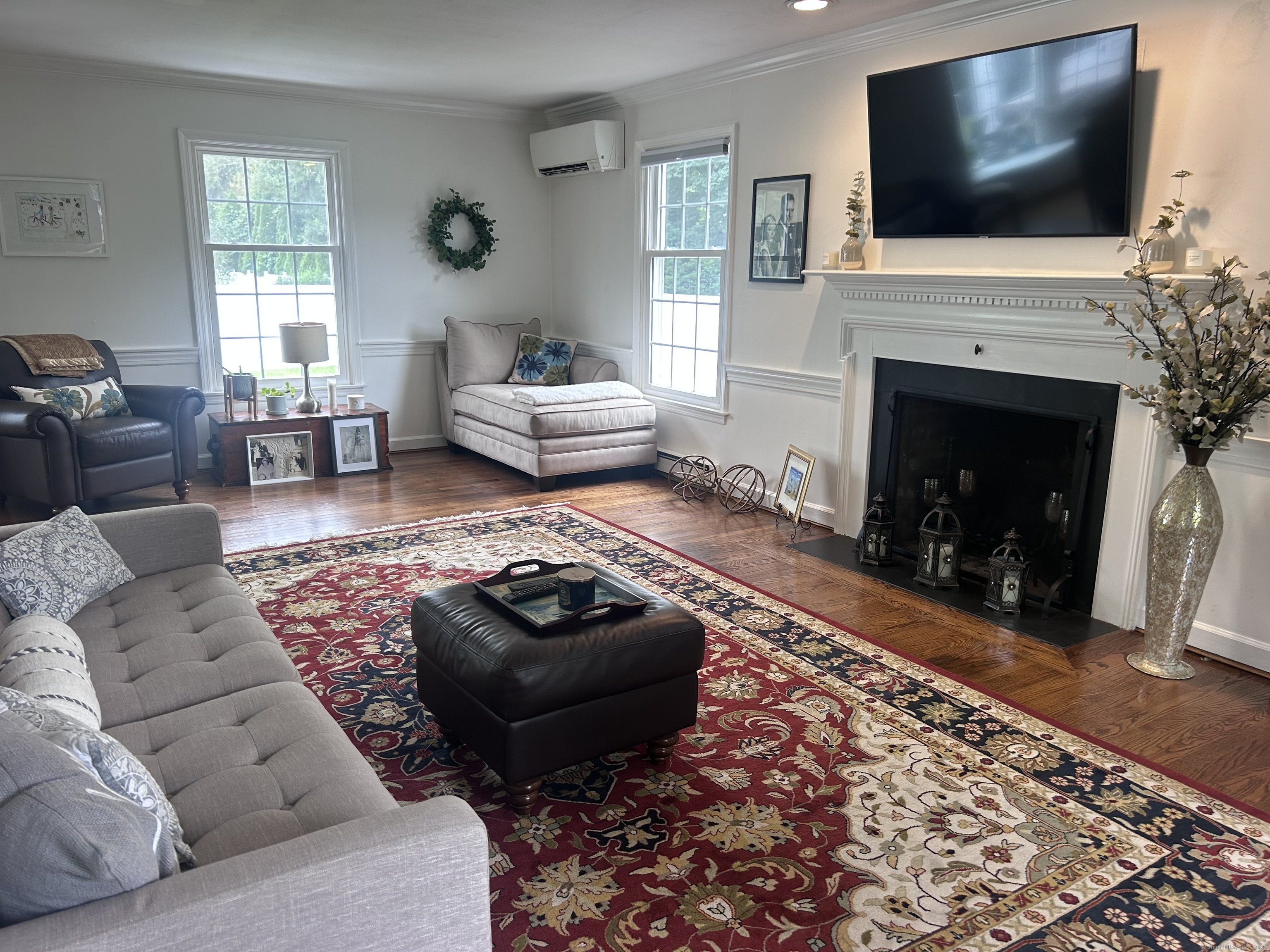Property Photo: 8 Sharon Lane CT 06475