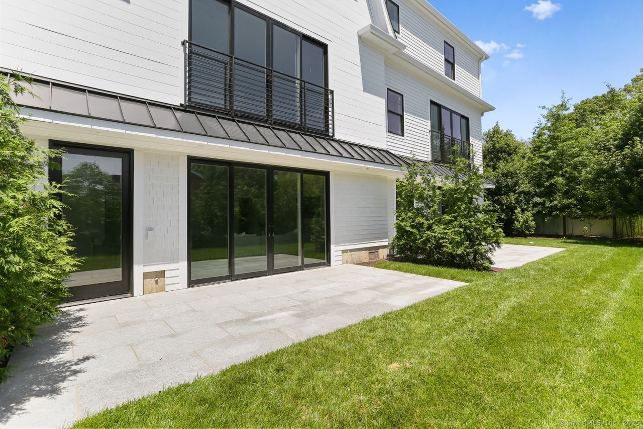 Property Photo: 345 Reef Road C8 CT 06824