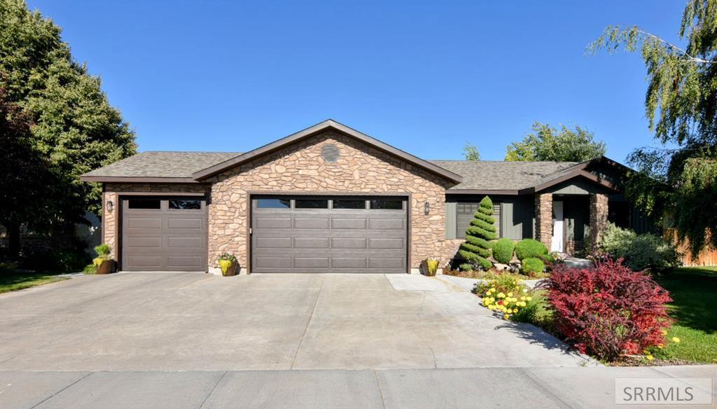 Property Photo: 3975 Otter Trail ID 83404