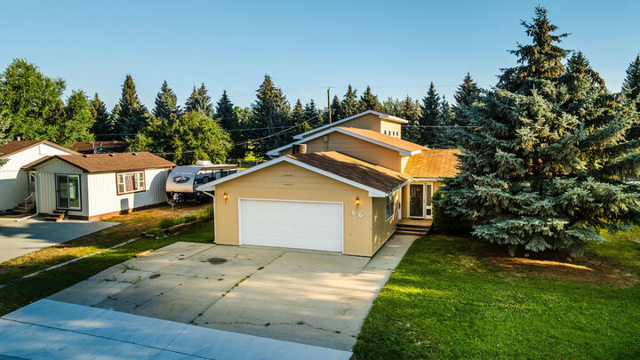 Property Photo:  66 Sunset Avenue  WY 82834 