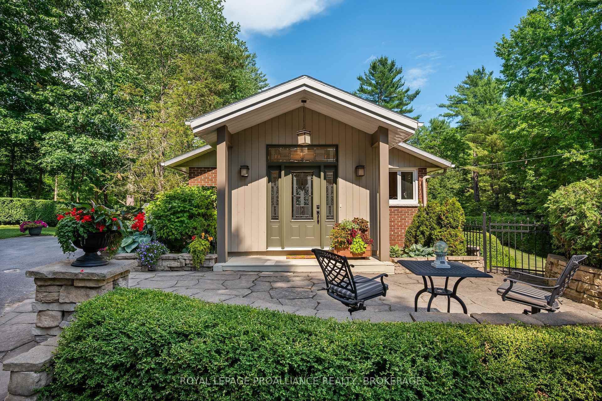 Property Photo: 120 Cross Cemetery Road ON K0E 1L0