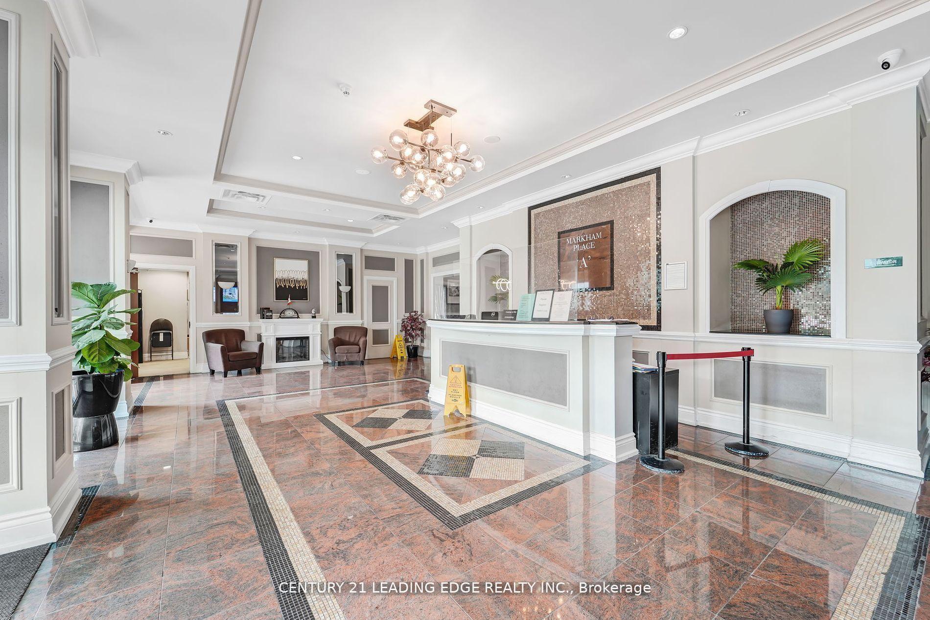 Property Photo: 8 Rosebank Drive 9C ON M1B 5Z3