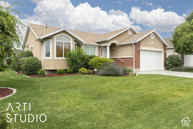 Property Photo: 2205 N 600 E UT 84414