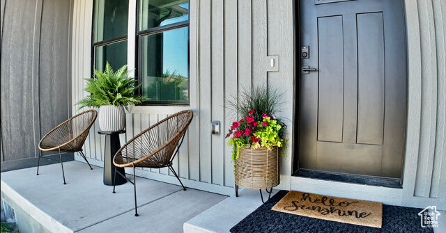 Property Photo: 340 E 300 N UT 84333