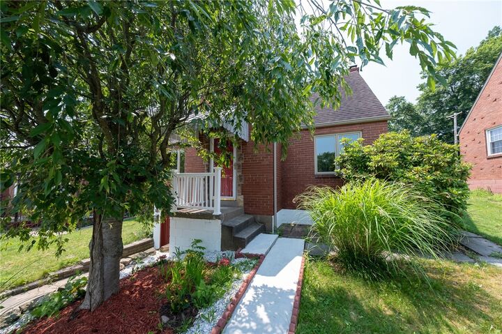 Property Photo: 445 Jenne Dr PA 15236