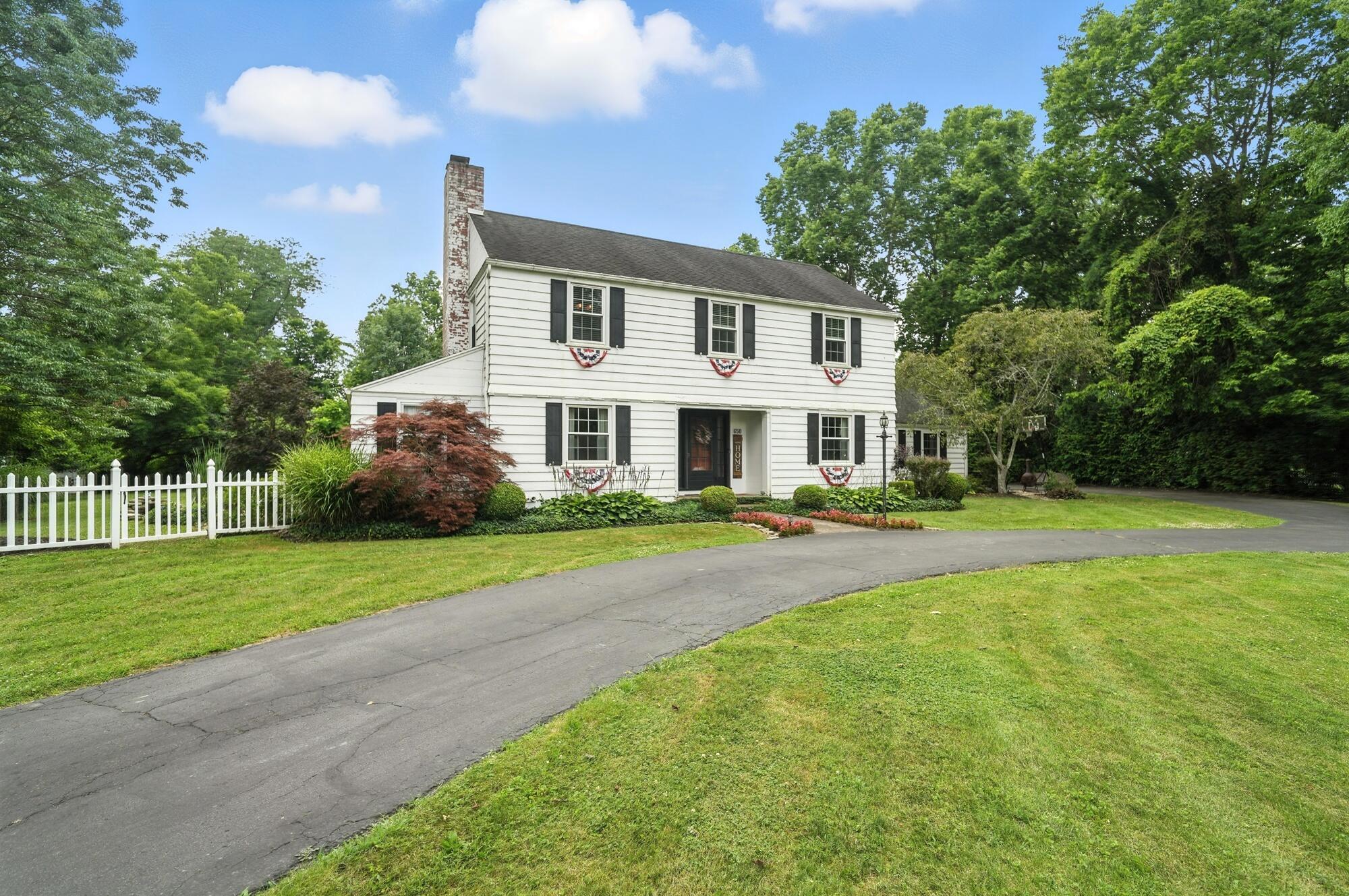 Property Photo: 650 Swailes Road OH 45373