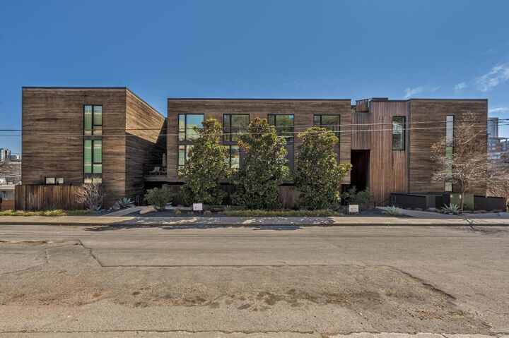 Property Photo:  1010 W 10th Street 102  TX 78703