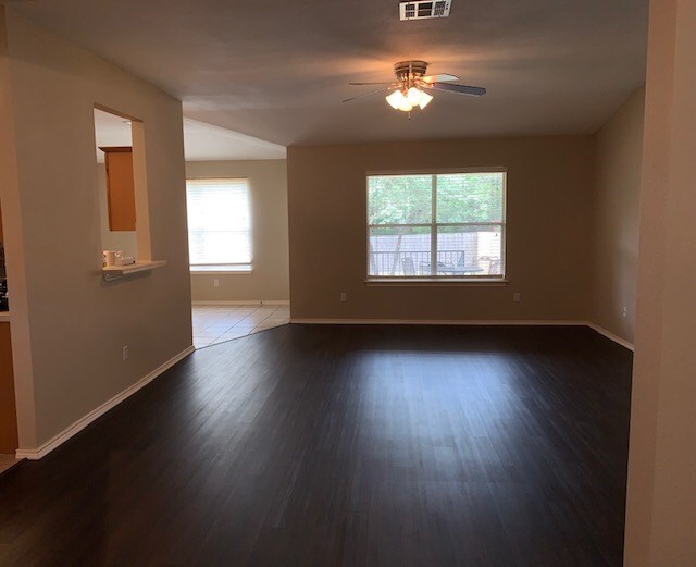 Property Photo: 3317 Winding River Trail TX 78681