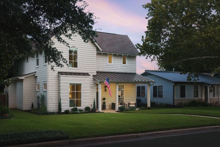 Property Photo:  1911 W 36th Street  TX 78731 