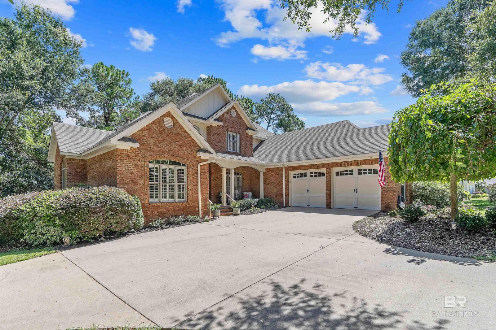 Property Photo: 9425 Sweet Gum Court AL 36526