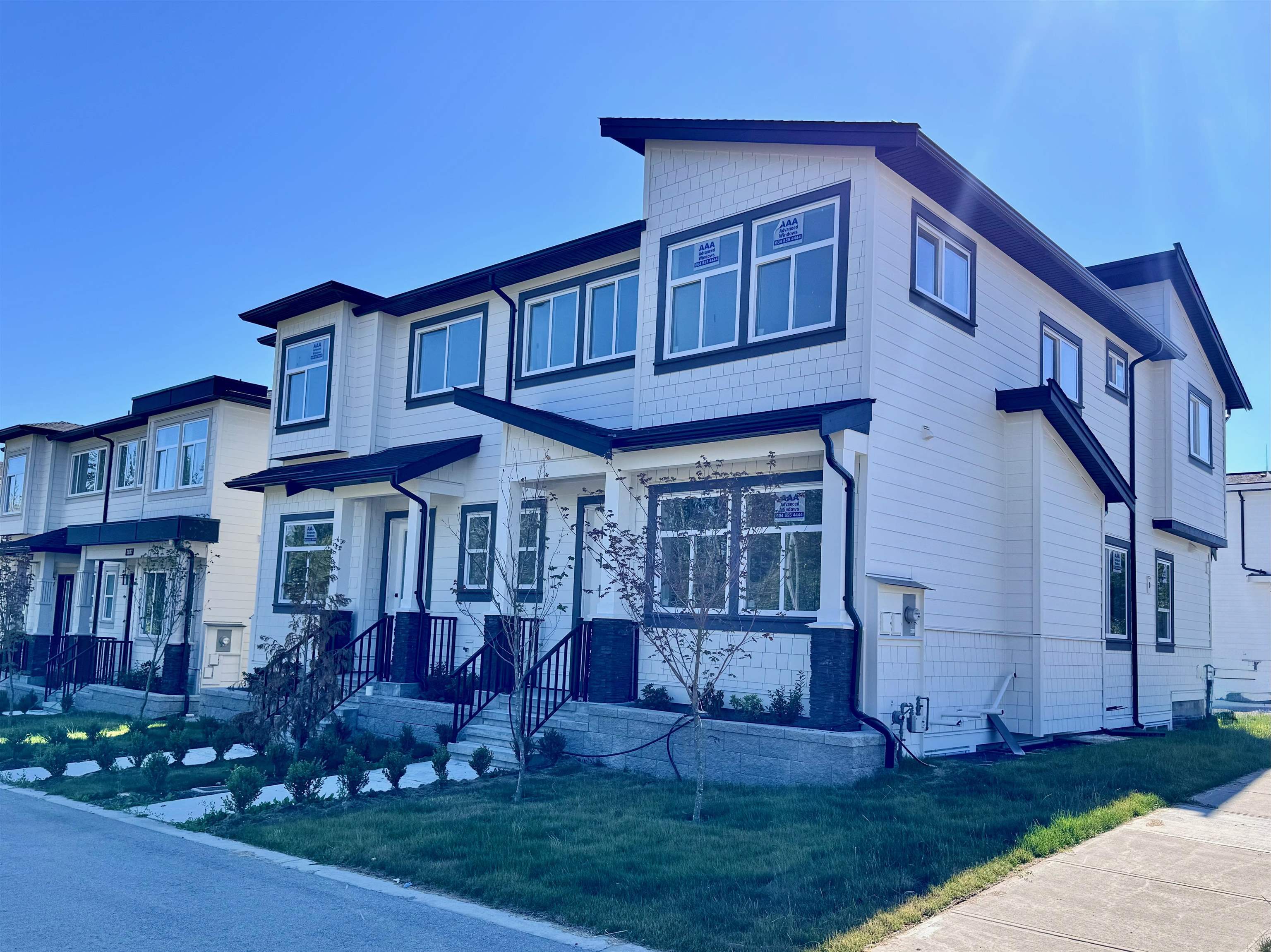 Photo de la propriété: 2045 168 Street BC V3Z 1H1