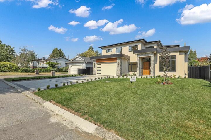 Photo de la propriété:  15689 Broome Road  BC V4A 1Y3 