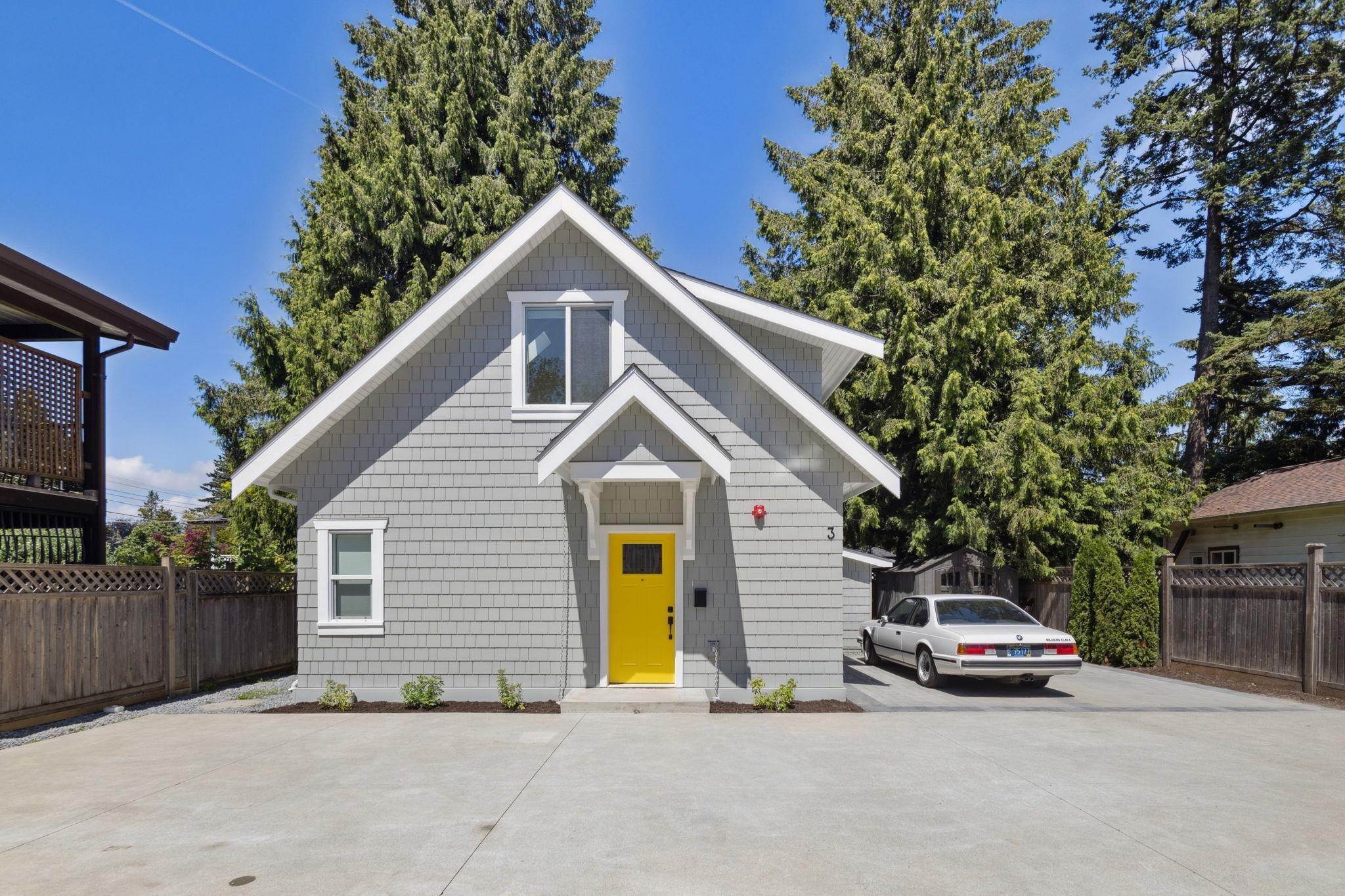 Photo de la propriété: 413 Seventh Avenue BC V3L 1W6