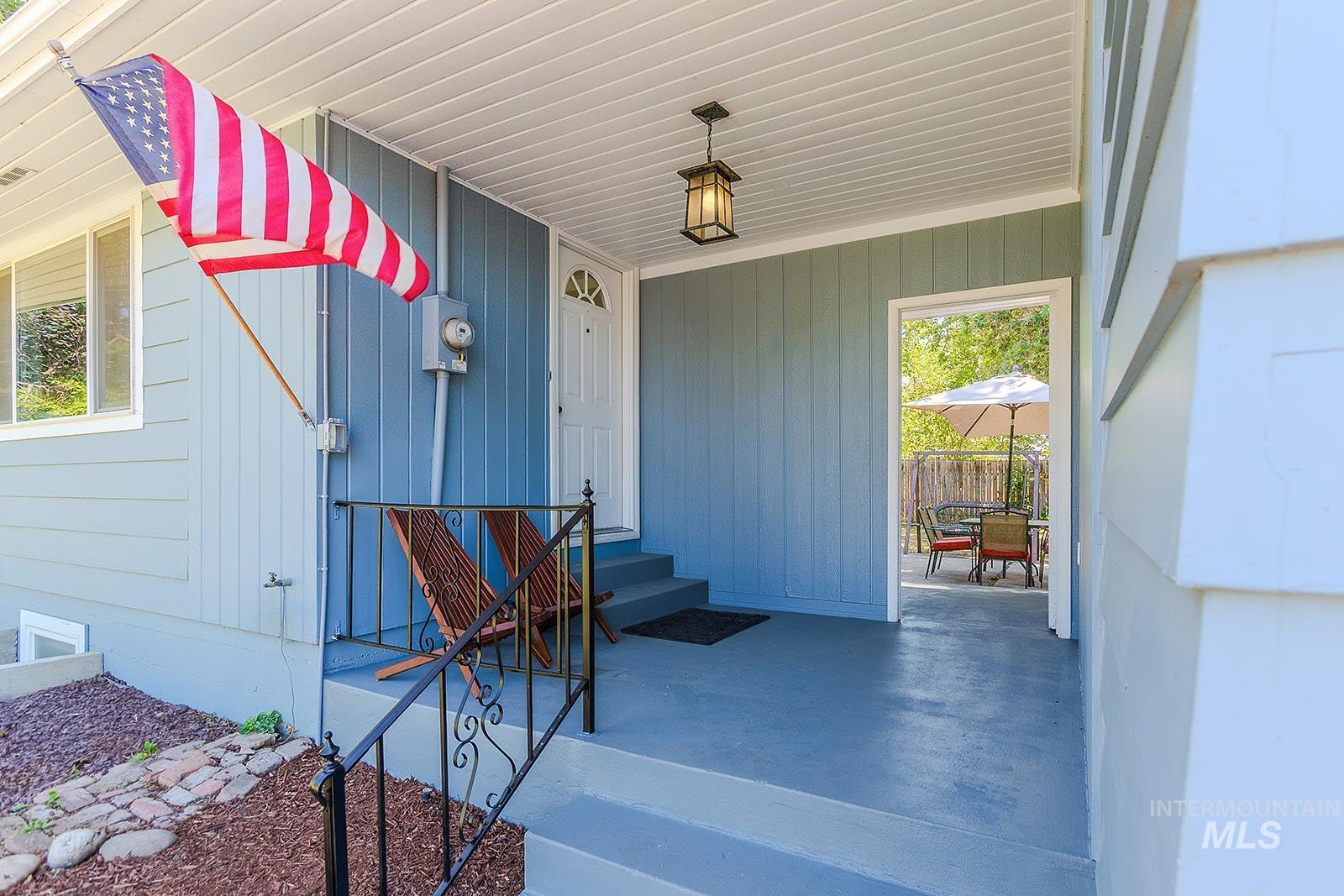 Property Photo:  332 Vista Drive  ID 83501 