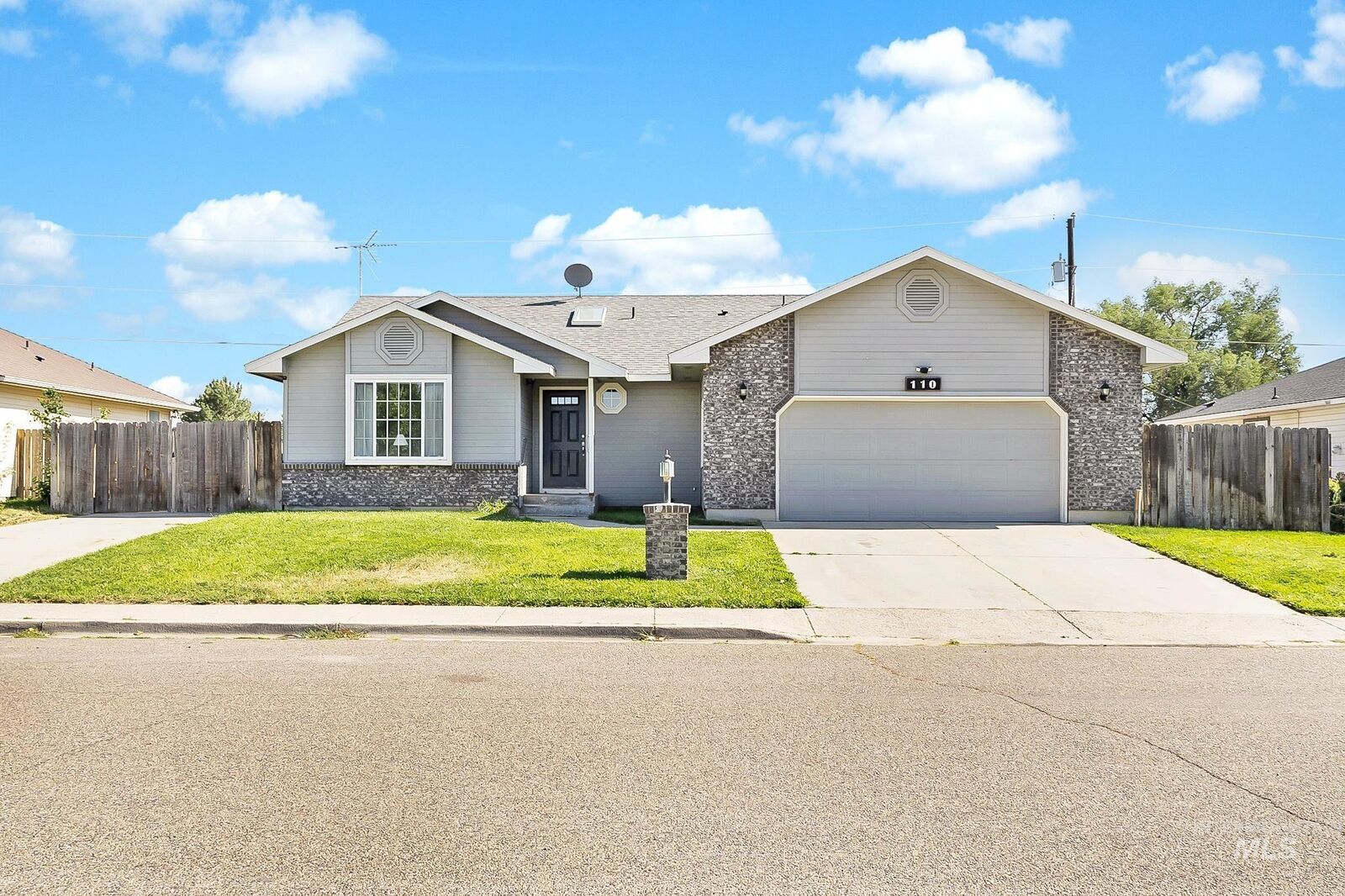 Property Photo: 110 NE 12th Street ID 83619